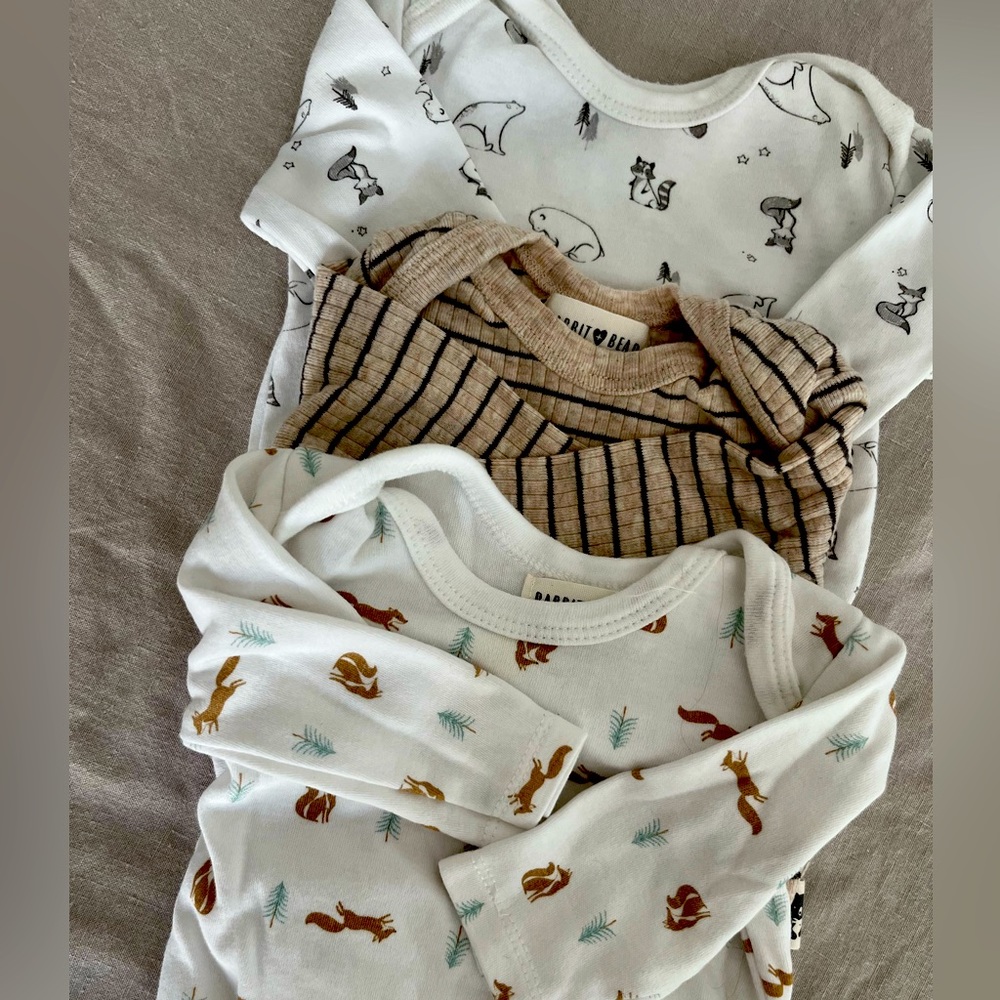Rabbit & Bear Organic cotton tops